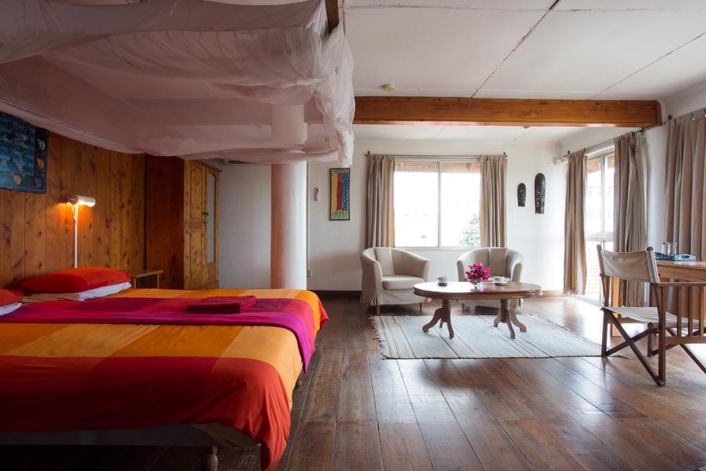 Q-Bar & Guesthouse Darüsselam Oda fotoğraf